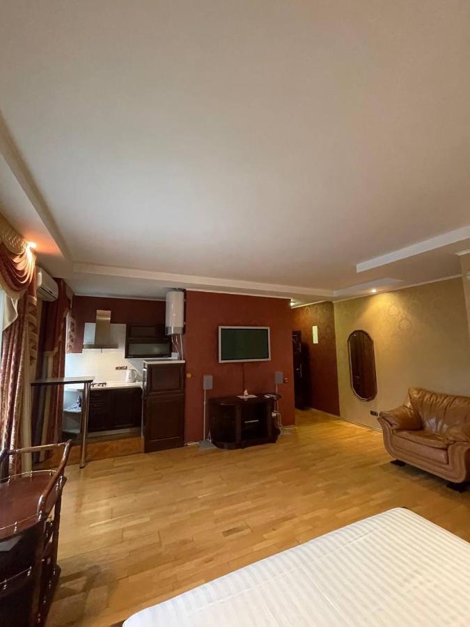 One Bedroom Kreschatik Str 4 基輔 外观 照片